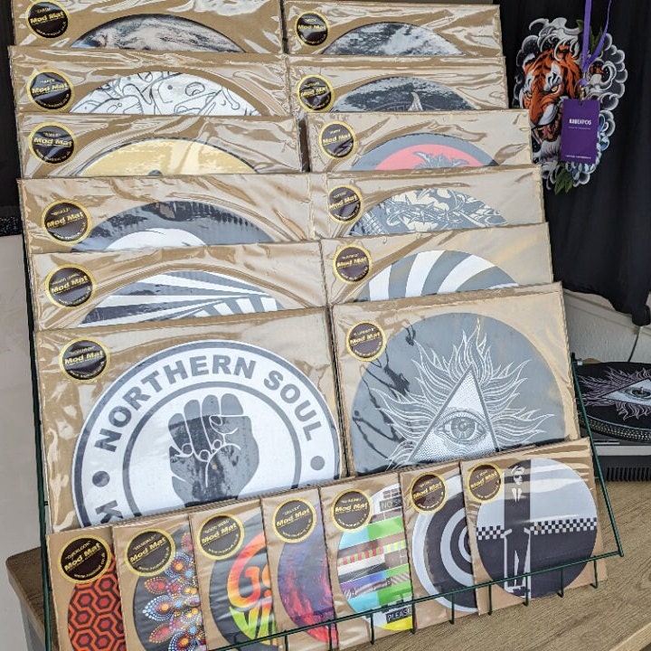 Stain Glass Feline Cat Slip mat - 7 & 12 inch LP Vinyl DJ Pro Turntable Slip Mat Record Player Technics 1210 DJ Turntablist