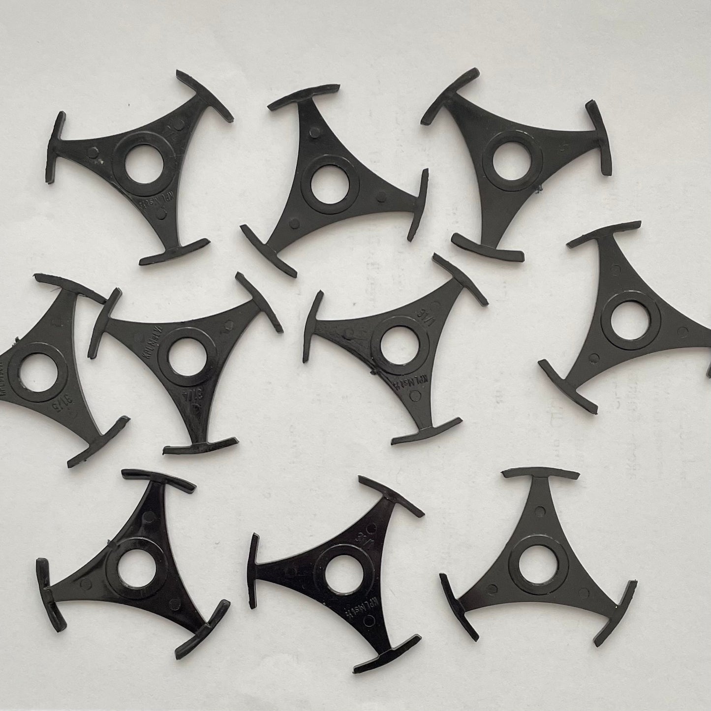 10 x 45RPM 7” Vinyl Record Middles Spindle Jukebox Adapters