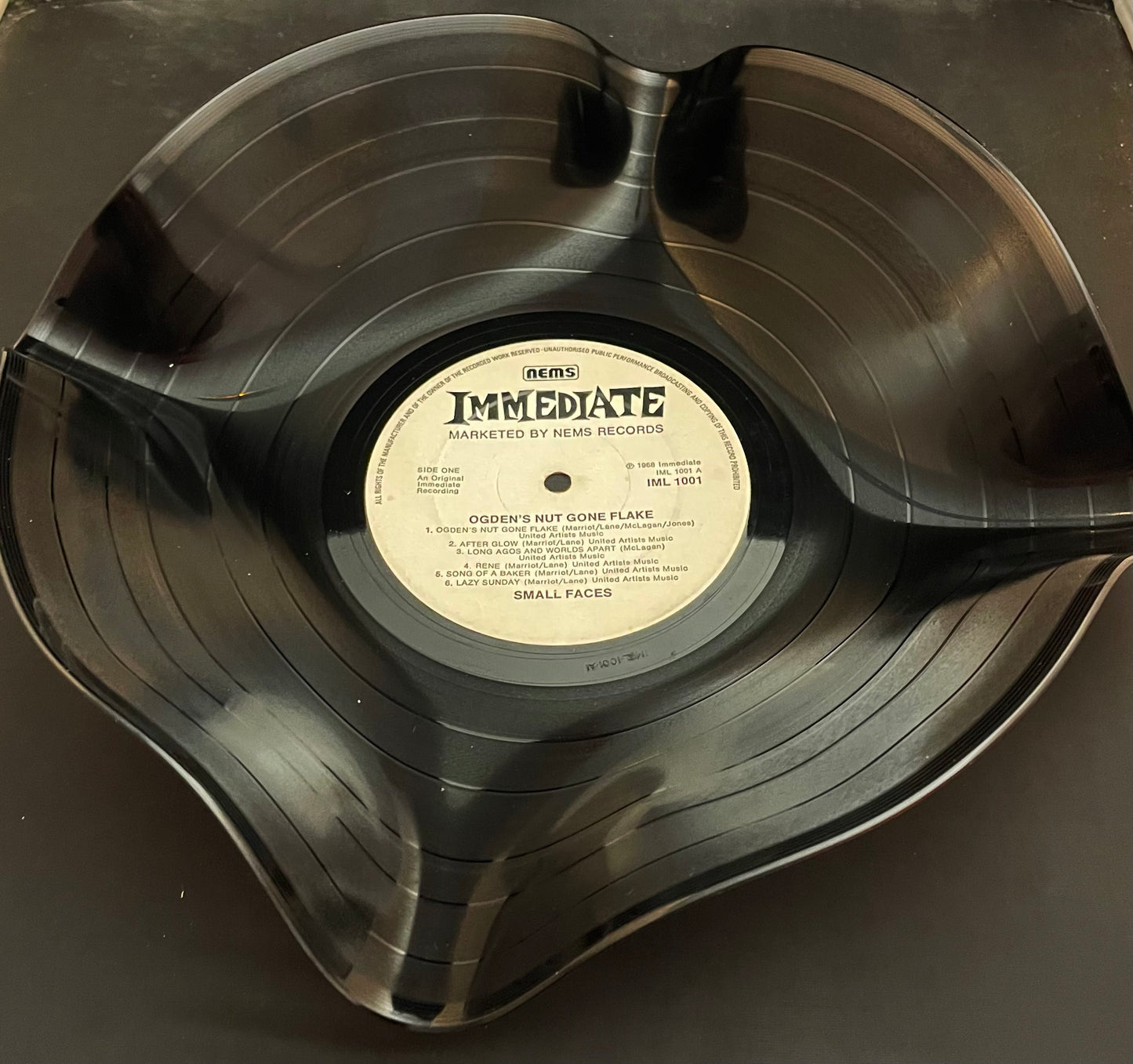 Die „Immediate“ 12" Vinyl-Schallplattenschale