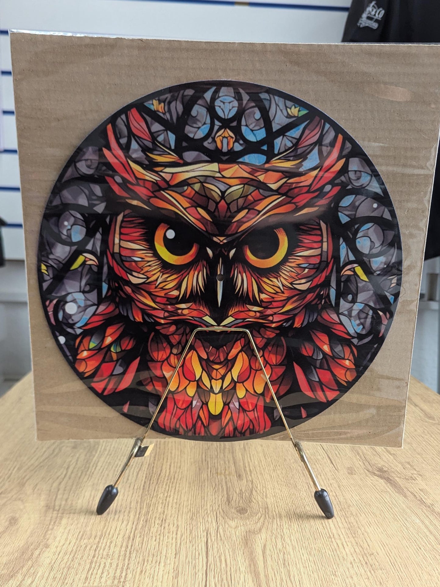 Stain Glass effect Wise Owl Slip mat for turntables