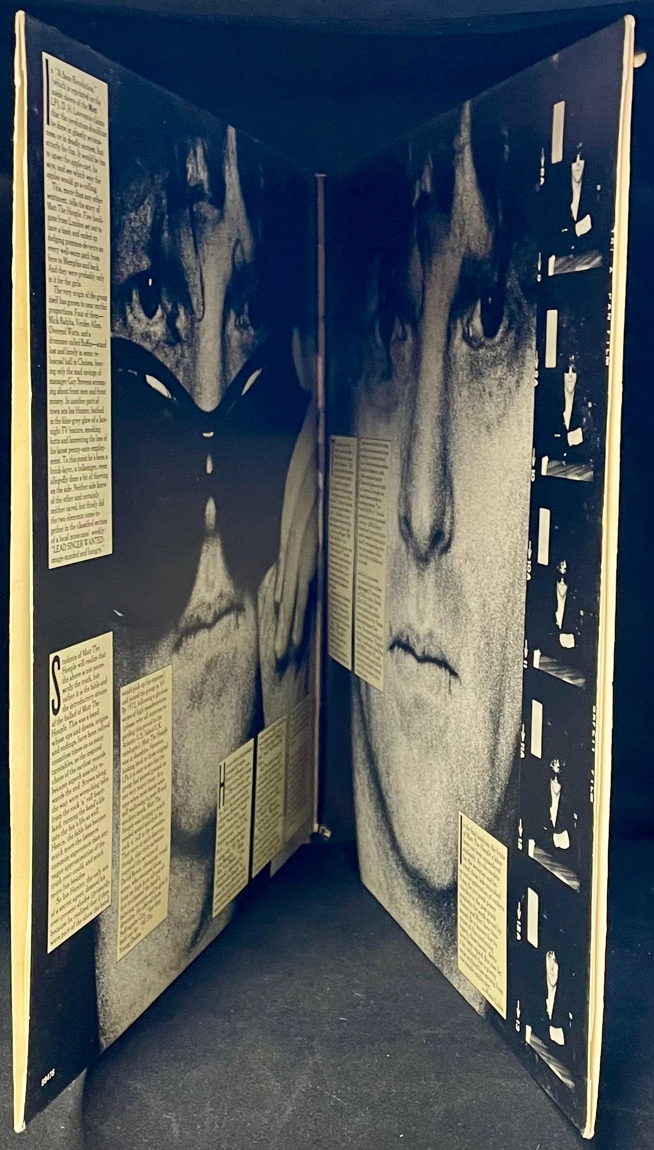 Ian Hunter – Shades Of Ian Hunter - The Ballad Of Ian Hunter & Mott The Hoople - USED Vinyl 2LP