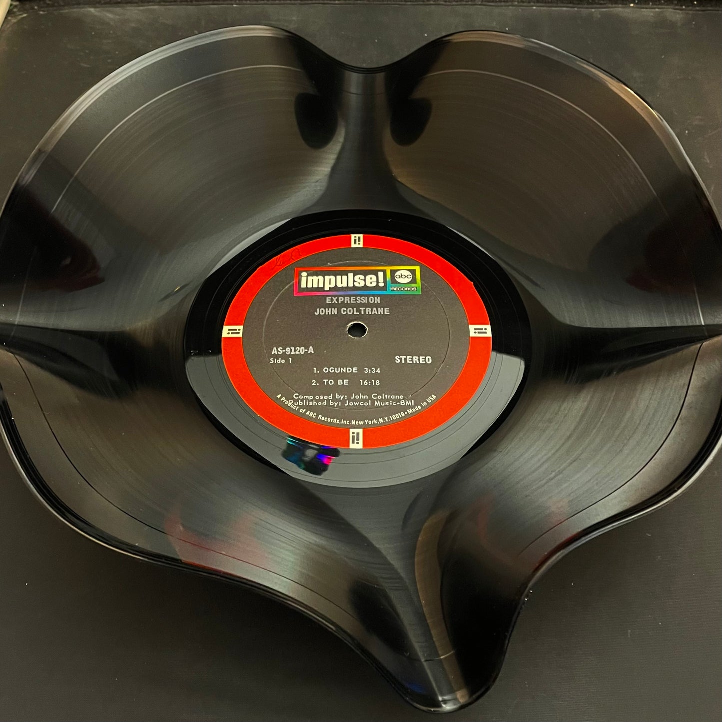 Die 12"-Vinyl-Schallplattenschale „Impulse“