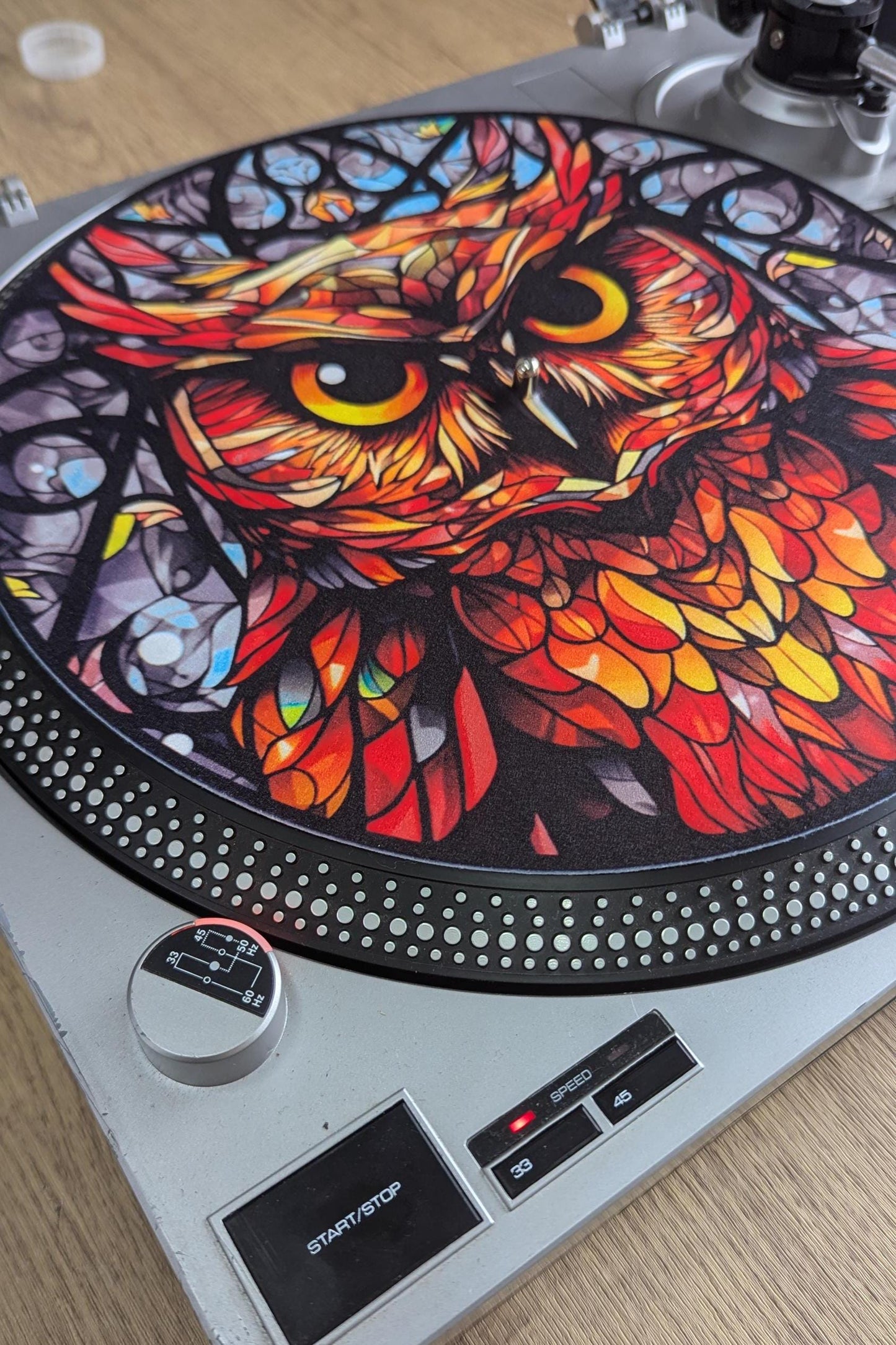 Stain Glass effect Wise Owl Slip mat for turntables