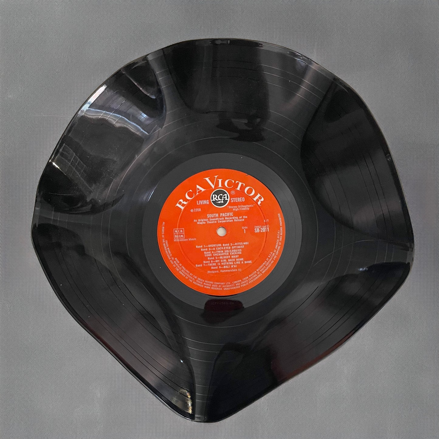 The 'RCA Victor 2’ 12" Vinyl Record Bowl